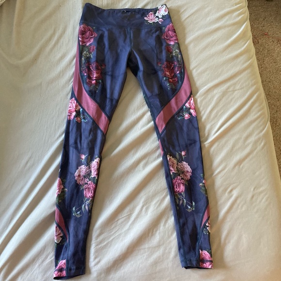 Violate the DressCode Floral Print Leggings - Picture 5 of 8
